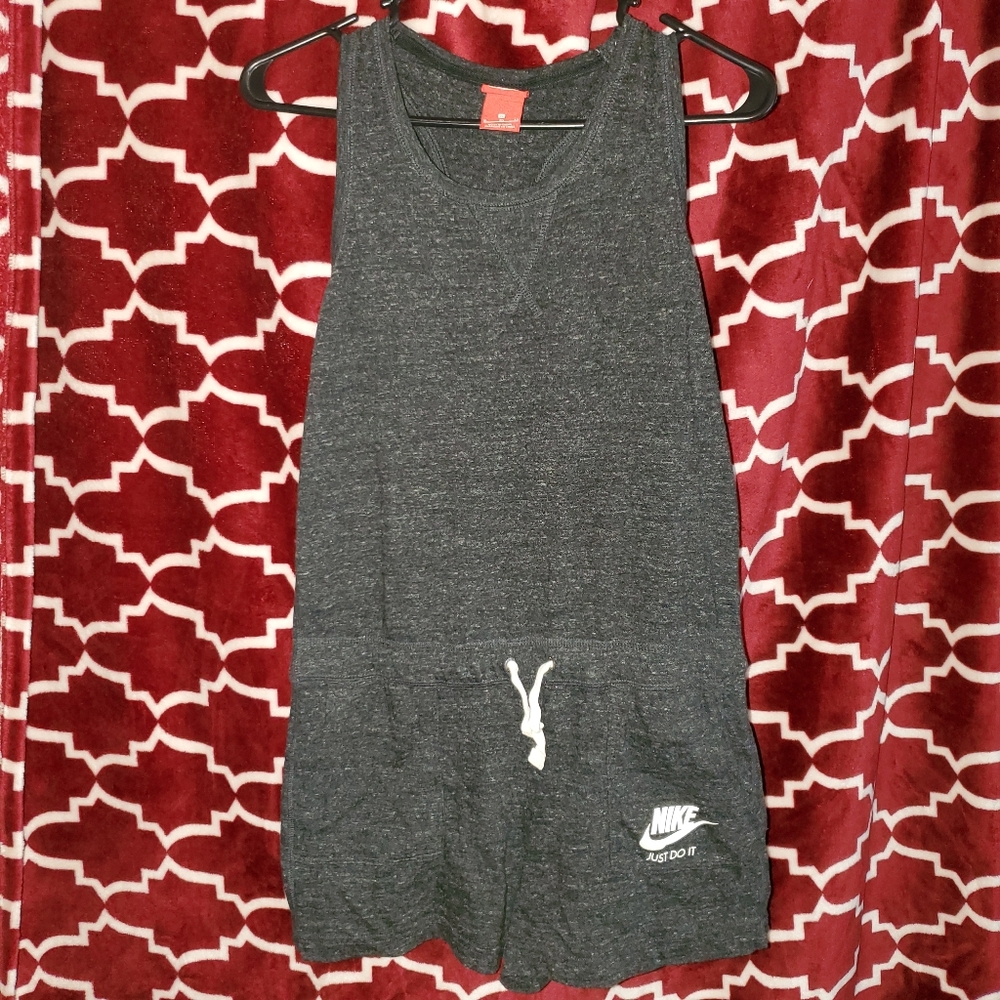Nike romper